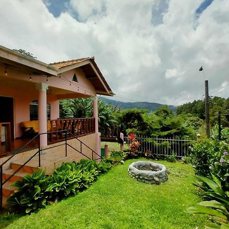 Agartha Mountain Retreat Hostel Boquete Exterior photo